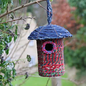 Artisan Wild Bird Nester-Nila